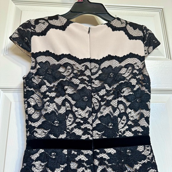 ANTONIO MELANI Lace Dress 🖤 - Picture 9 of 10